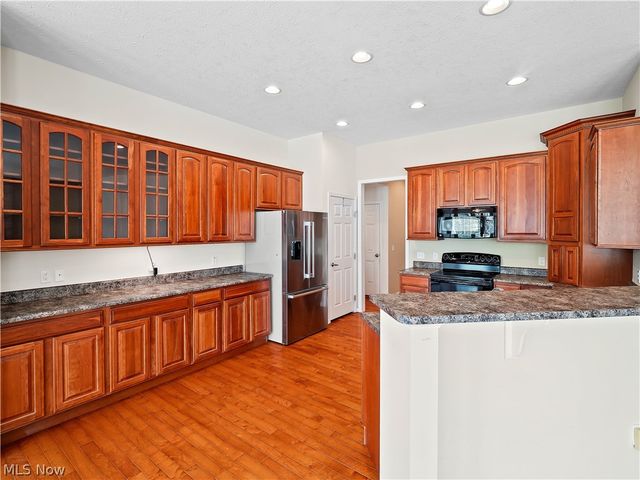 39183 Woodland Trail, Avon, OH 44011