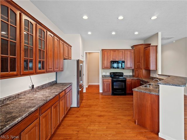 39183 Woodland Trail, Avon, OH 44011