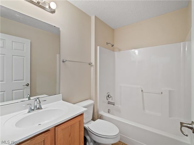 39183 Woodland Trail, Avon, OH 44011