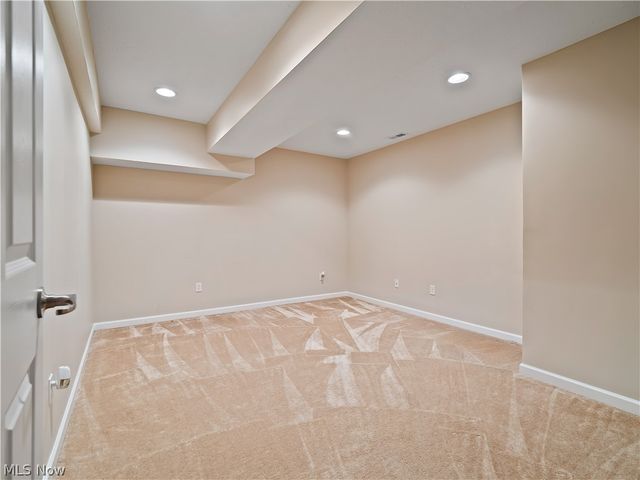39183 Woodland Trail, Avon, OH 44011