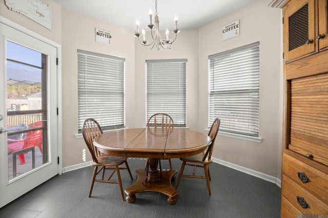 35080 Rayville Dr, Denham Springs, LA 70706