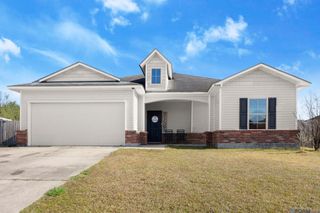 35080 Rayville Dr, Denham Springs, LA 70706