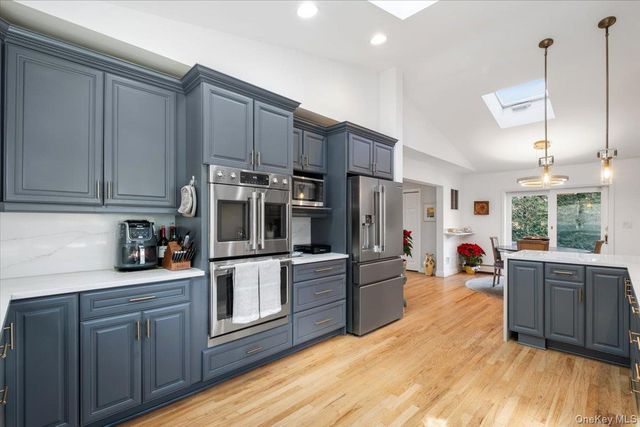 10 Burling Avenue, White Plains, NY 10605