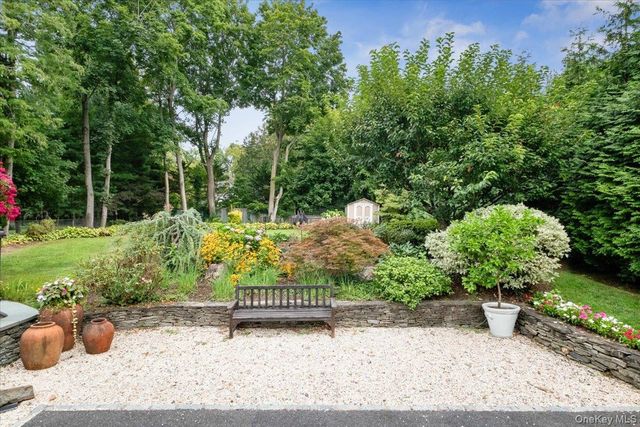 10 Burling Avenue, White Plains, NY 10605