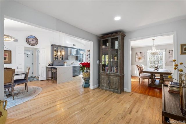 10 Burling Avenue, White Plains, NY 10605