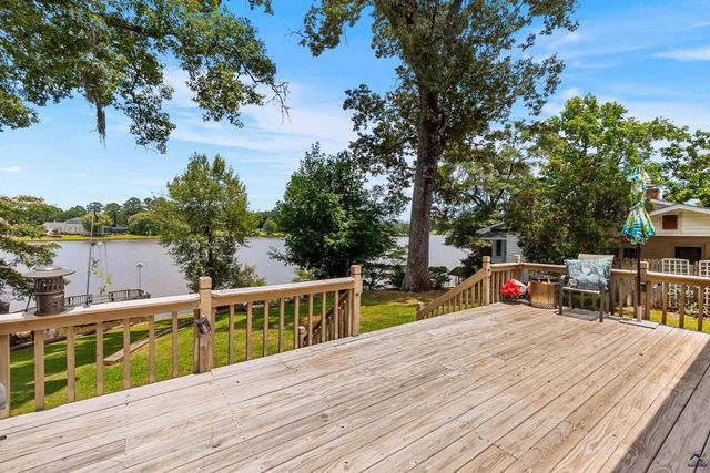 132 Mossland Drive, Perry, GA 31069
