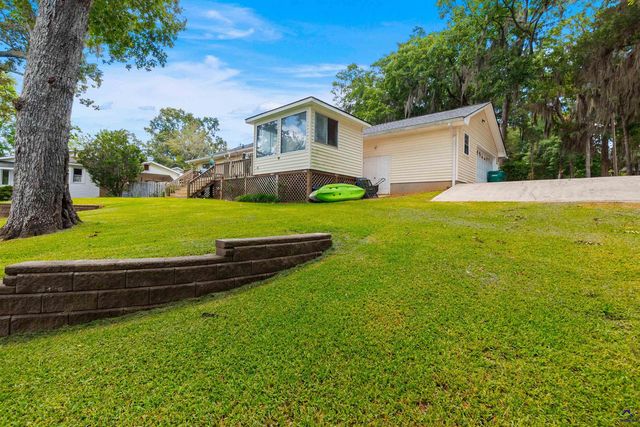 132 Mossland Drive, Perry, GA 31069