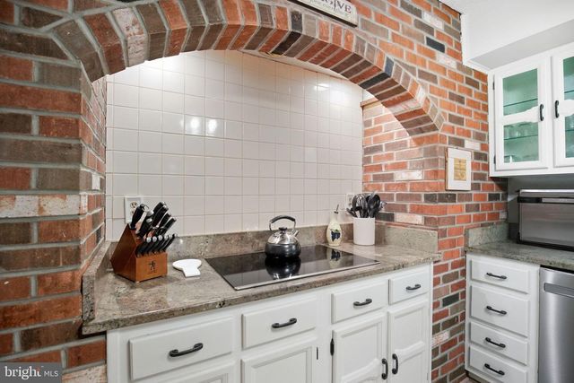 4640 DULEY DR, White Plains, MD 20695