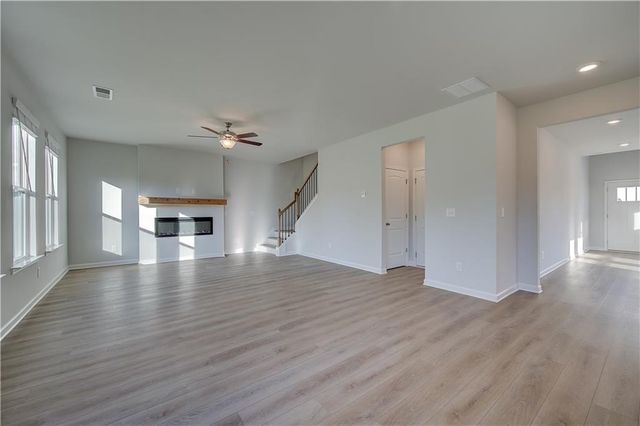 207 St Annes Place, Covington, GA 30016