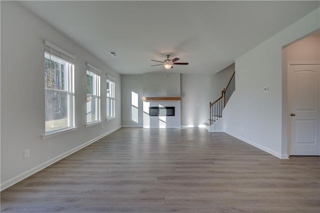 207 St Annes Place, Covington, GA 30016