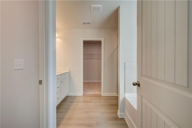 207 St Annes Place, Covington, GA 30016