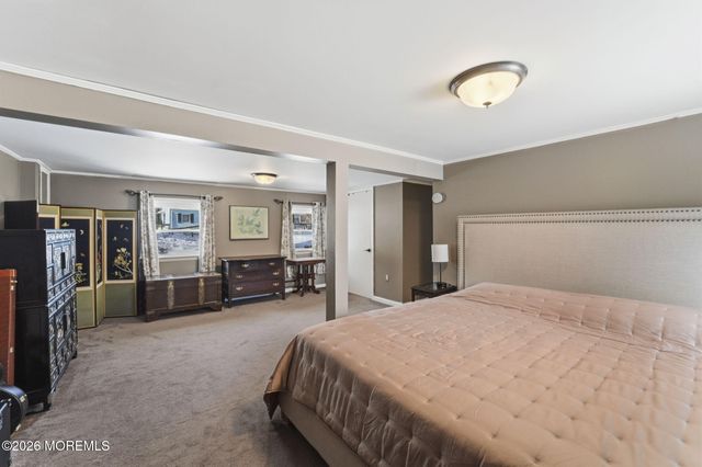 8 Malsbury Lane, Cream Ridge, NJ 08514