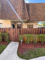 122 San Remo Boulevard 122, North Lauderdale, FL 33068