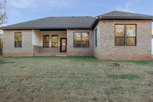 4206 N Shadybrook Drive, Midwest City, OK 73110