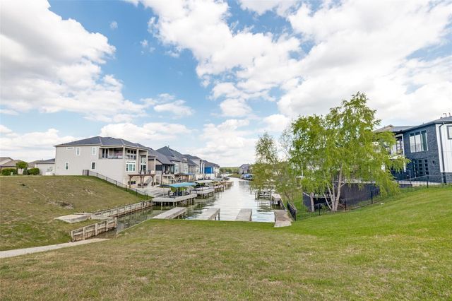 10884 S Lake Mist Lane, Willis, TX 77318