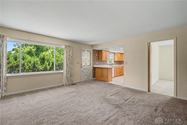 174 Marbrook Drive, Dayton, OH 45429
