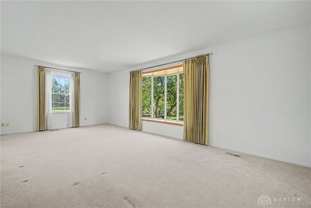 174 Marbrook Drive, Dayton, OH 45429
