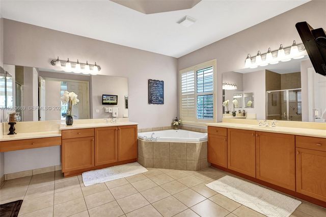 17713 SW 47th St, Miramar, FL 33029