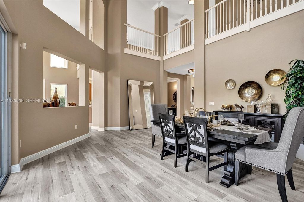 Image 11 of property listing at 17713 SW 47th St, Miramar, FL 33029