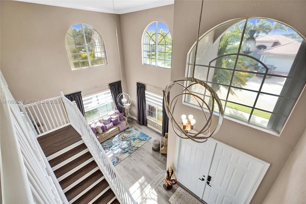 Image 24 of property listing at 17713 SW 47th St, Miramar, FL 33029