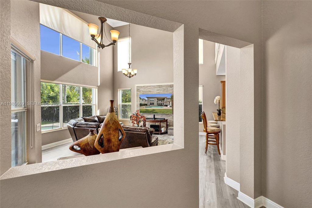 Image 29 of property listing at 17713 SW 47th St, Miramar, FL 33029