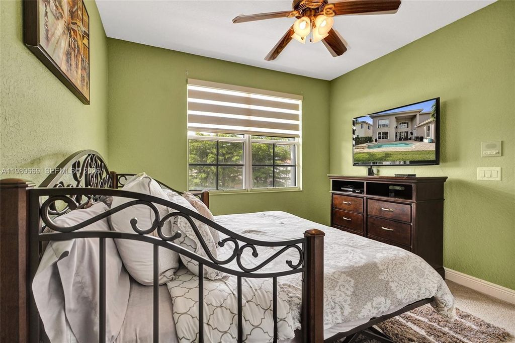 Image 54 of property listing at 17713 SW 47th St, Miramar, FL 33029