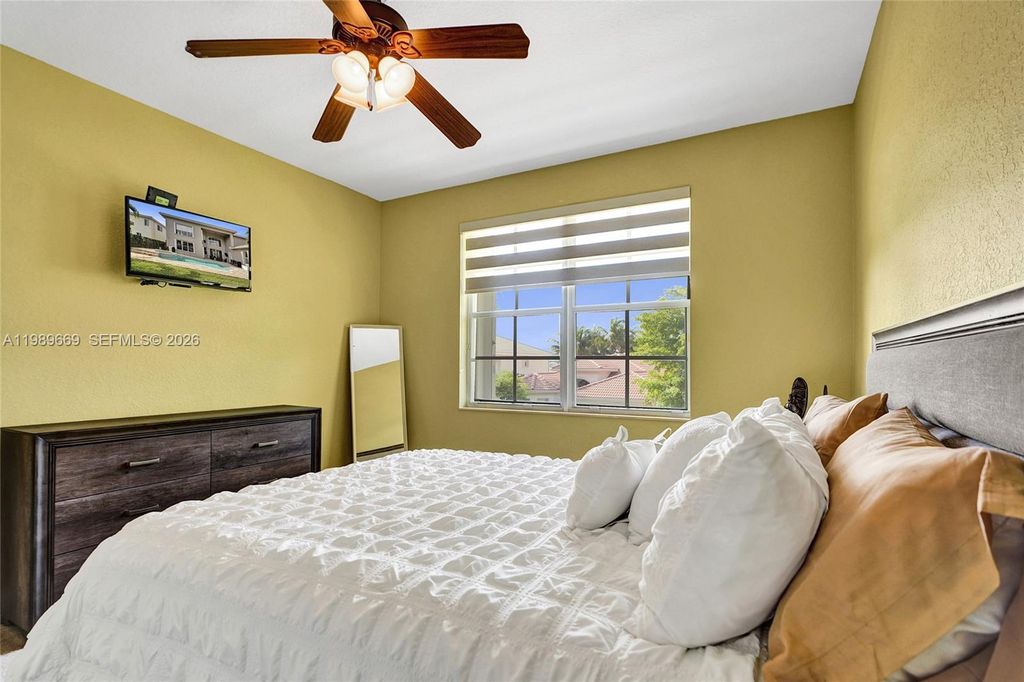 Image 59 of property listing at 17713 SW 47th St, Miramar, FL 33029