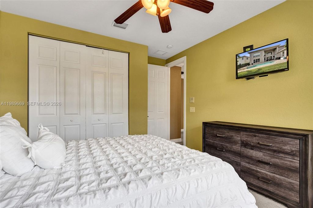 Image 60 of property listing at 17713 SW 47th St, Miramar, FL 33029