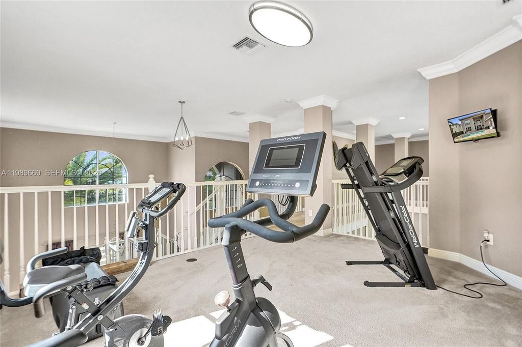 Image 69 of property listing at 17713 SW 47th St, Miramar, FL 33029