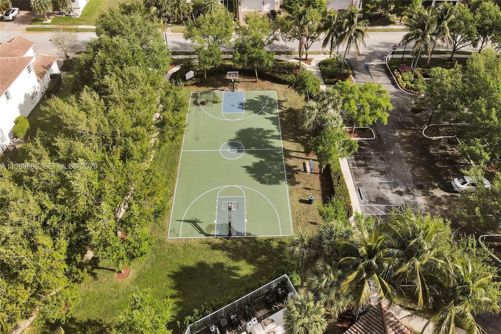 Image 72 of property listing at 17713 SW 47th St, Miramar, FL 33029