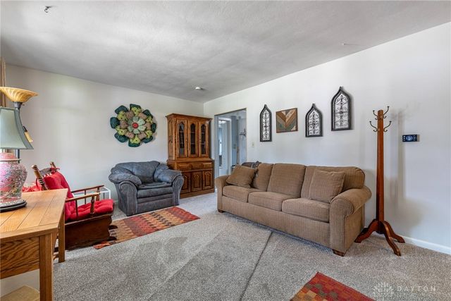 1808 Burnside Drive, Miamisburg, OH 45342