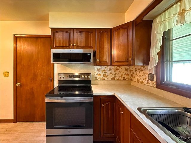 254 South Third Avenue, German Flatts, NY 13357