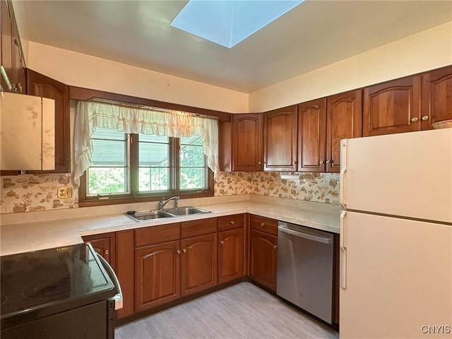 254 South Third Avenue, German Flatts, NY 13357