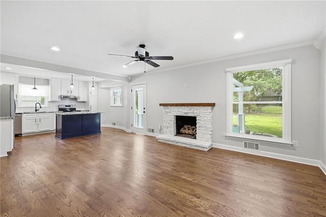 5131 W 63rd Street, Prairie Village, KS 66208