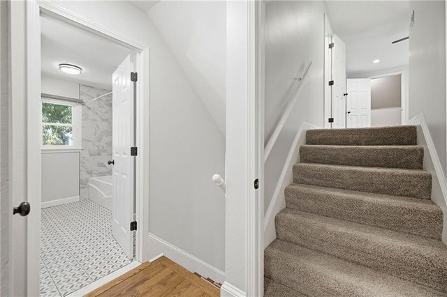 5131 W 63rd Street, Prairie Village, KS 66208