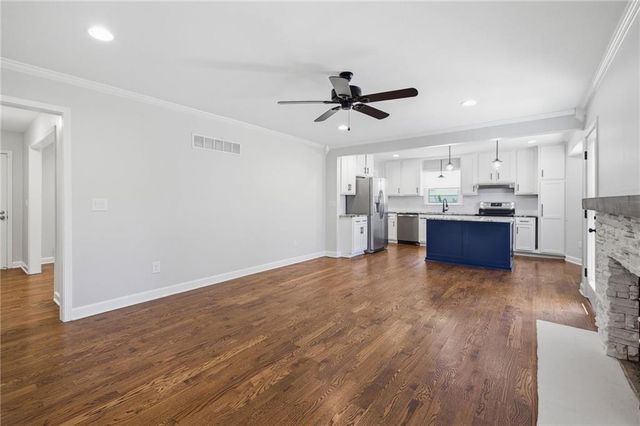 5131 W 63rd Street, Prairie Village, KS 66208