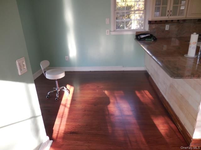 42 Handsome Avenue, Sayville, NY 11782