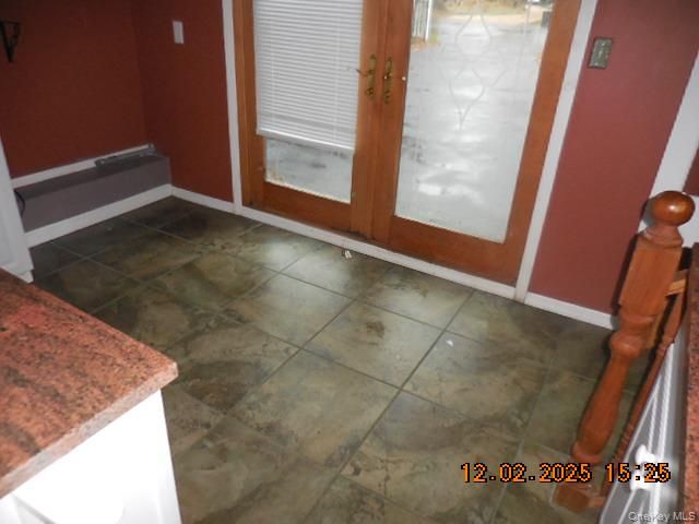 42 Handsome Avenue, Sayville, NY 11782