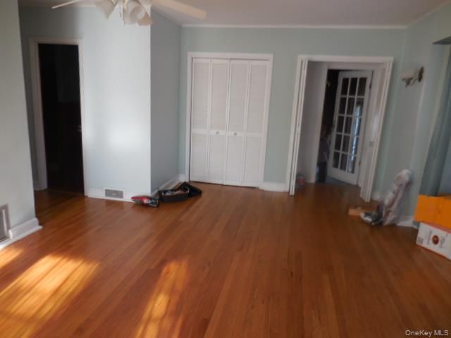 42 Handsome Avenue, Sayville, NY 11782