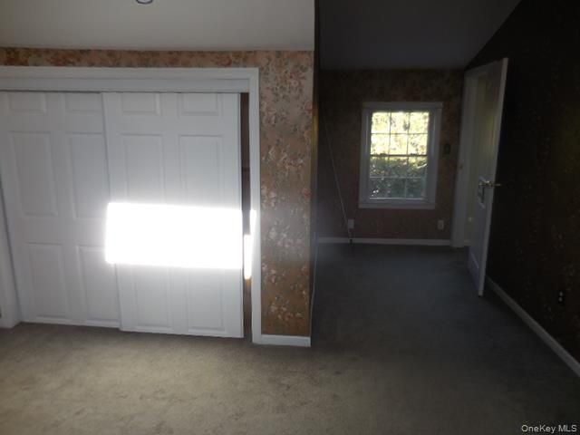 42 Handsome Avenue, Sayville, NY 11782