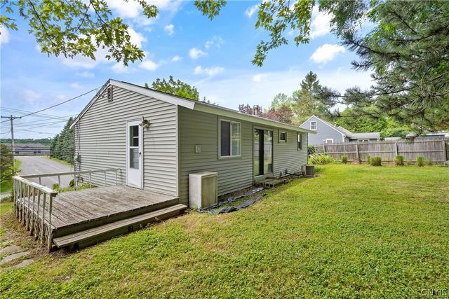 3643 Warners Road, Camillus, NY 13209