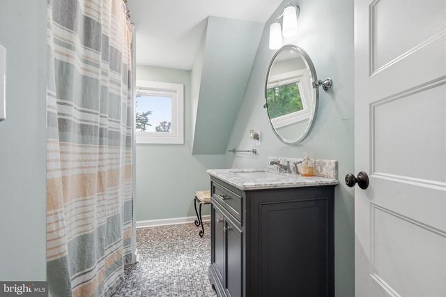 127 MOUNTWELL AVE, Haddonfield, NJ 08033