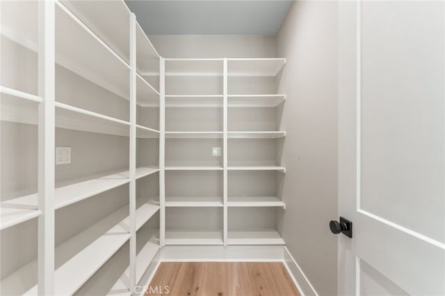 100 Bozeman, Irvine, CA 92602