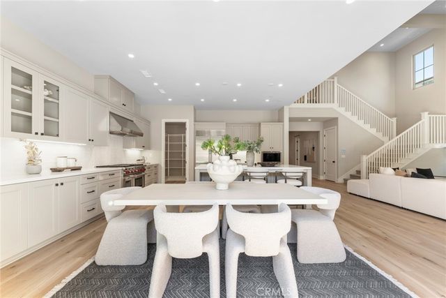 100 Bozeman, Irvine, CA 92602