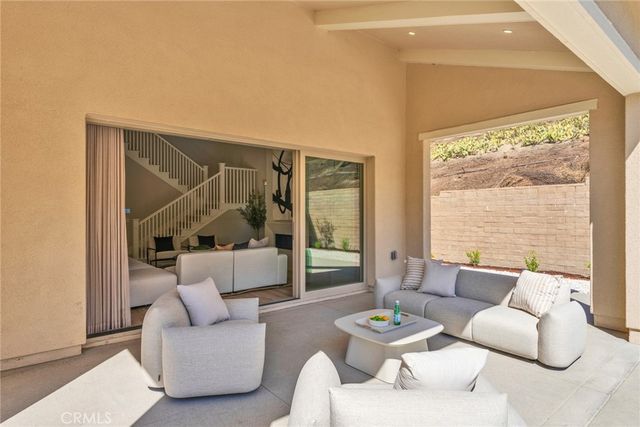 100 Bozeman, Irvine, CA 92602