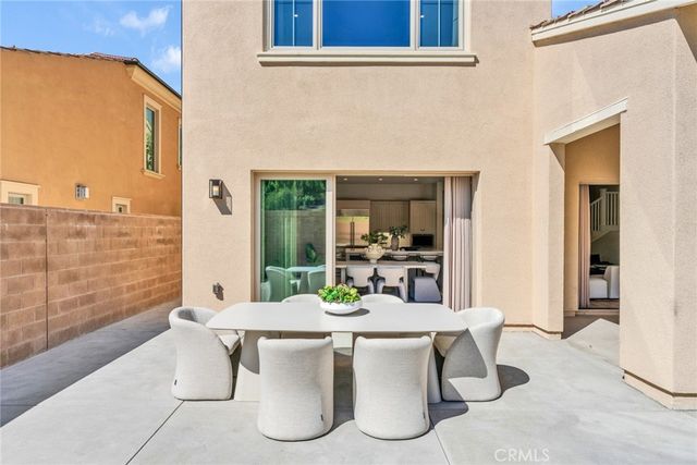 100 Bozeman, Irvine, CA 92602