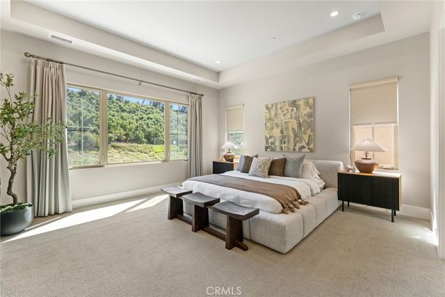 100 Bozeman, Irvine, CA 92602