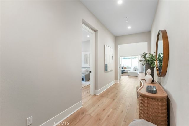 100 Bozeman, Irvine, CA 92602