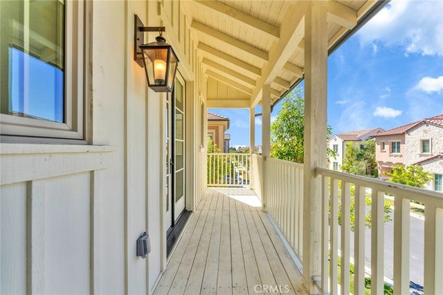 100 Bozeman, Irvine, CA 92602