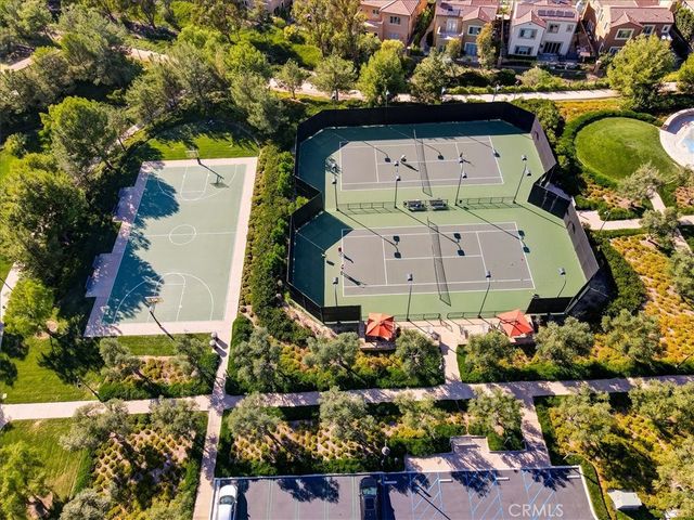 100 Bozeman, Irvine, CA 92602